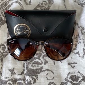 Women’s ray-ban sunglasses